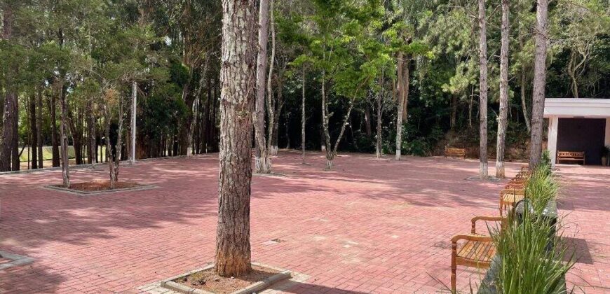 Linda Casa Térrea 561 m², Condomínio Flamboyant – Atibaia/SP