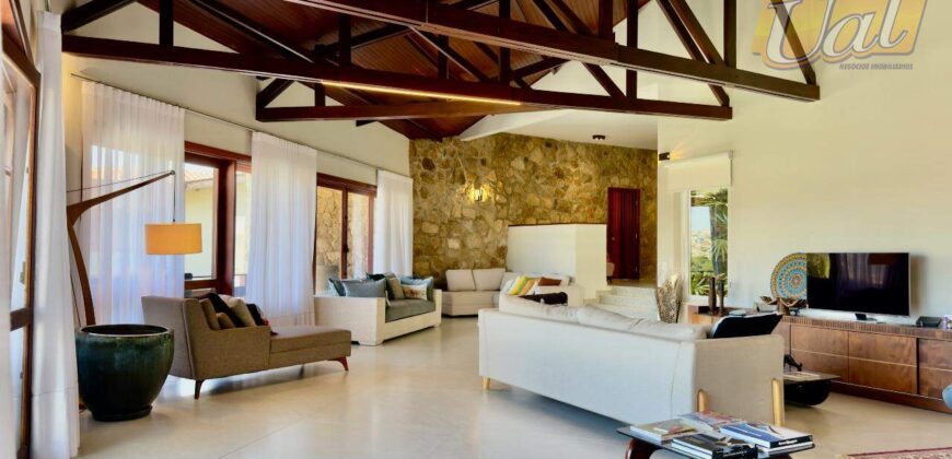 Linda Casa Térrea 561 m², Condomínio Flamboyant – Atibaia/SP