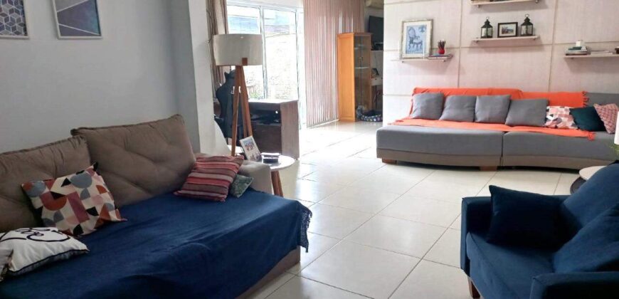 Casa com 3 dormitórios à venda, 214 m² – Quintas de São Francisco – Atibaia/SP