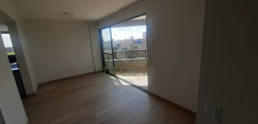 Prédio: Residencial, com 02 torres de 11 pavimentos, sendo 08 apartamentos por andar em cada Torre, revestido em textura, com 02 halls de entrada e 02 elevadores por torre, água e