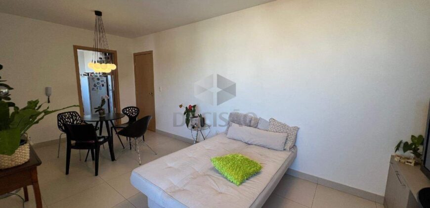 Prédio: Residencial, com 02 torres de 11 pavimentos, sendo 08 apartamentos por andar em cada Torre, revestido em textura, com 02 halls de entrada e 02 elevadores por torre, água e